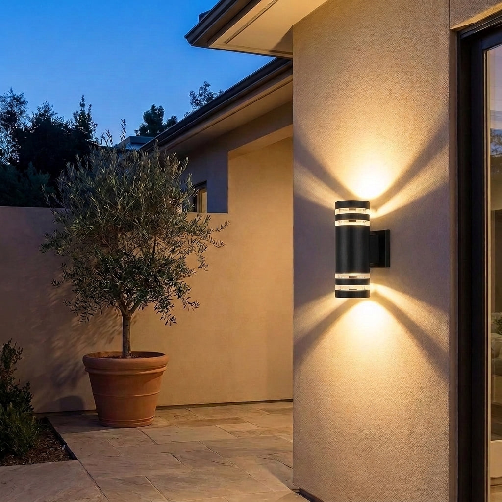 Faro outdoor wall light, IP65 up and down sconce