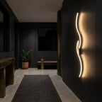 Onda curved LED ribbon wall light